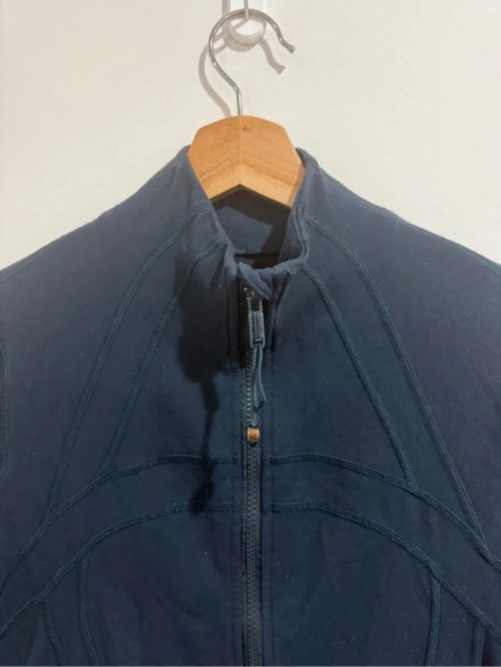 Lululemon Navy Blue Zip Up Athletic Jacket Size 10 Women’s Activewear